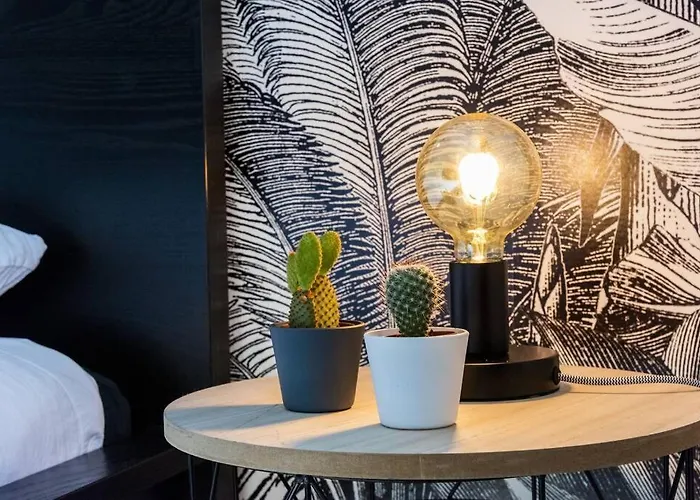 Suite privée tout confort rénovée, Esprit hôtel 4 étoiles Caen