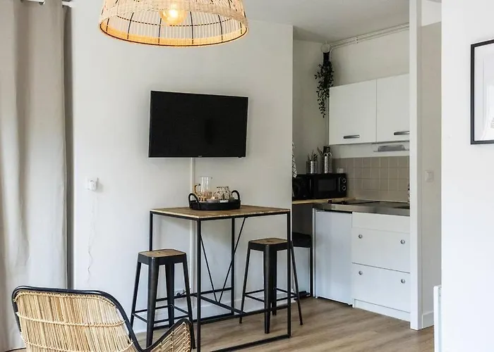 Suite Privee Tout Confort Renovee, Esprit Hotel 4 Etoiles * Caen