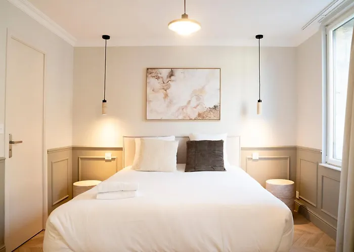 Suite privée tout confort rénovée, Esprit hôtel 4 étoiles * Caen