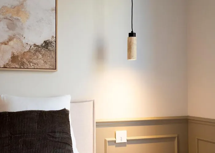 Suite privée tout confort rénovée, Esprit hôtel 4 étoiles * Caen